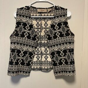 Coldwater Creek Black and Cream Geometric Vest
